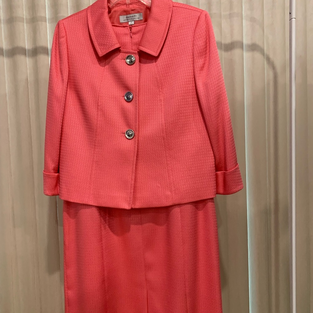 Tahari Pink Midi Sleeveless Dress With Jacket